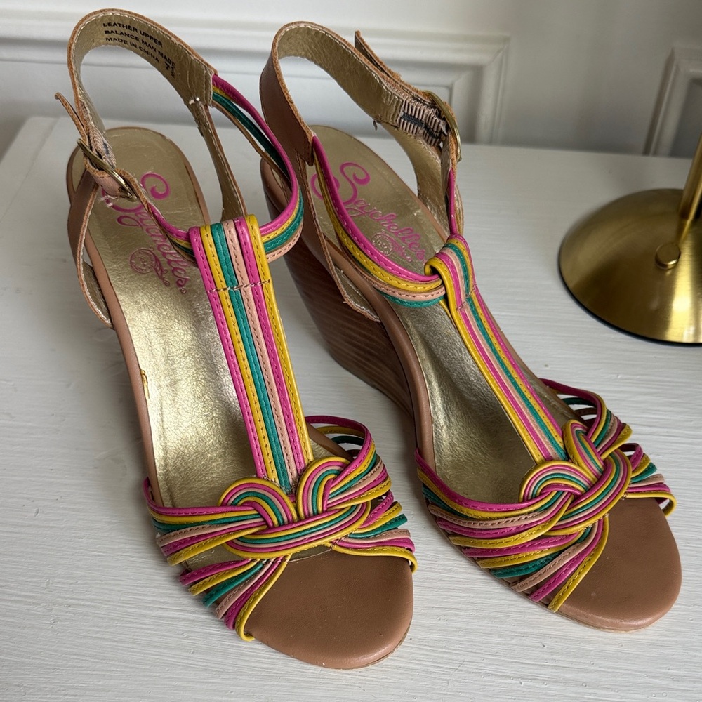 Seychelles Good Ole Days T-Strap Multicolor Wedge Sandals. Size 7.5